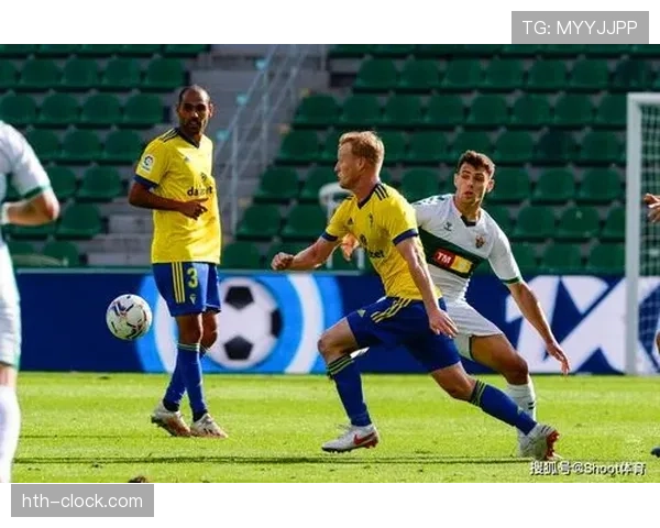 库尔图瓦逆境重生展现坚韧斗志，状态持续回升备受关注