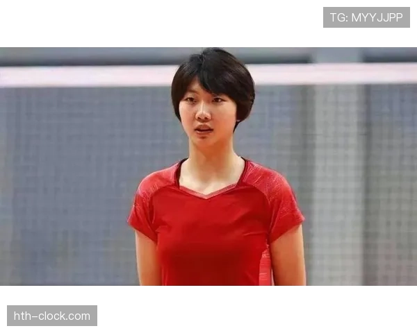 袁心玥训练完直接啃鸡腿，这自律和放纵切换得太丝滑了吧